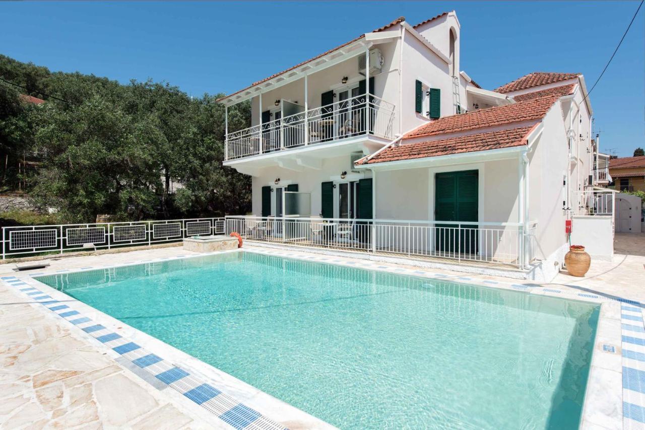 Marika Apartments Kassiopi Exteriér fotografie